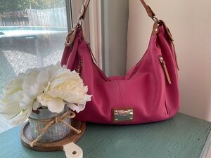 Valenctina Italia Pink Italian Leather Hobo “Like New”